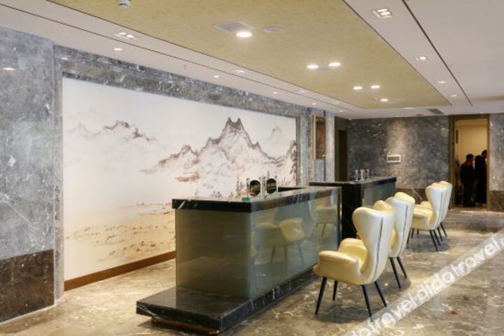 Hotel Interior 13 of 33