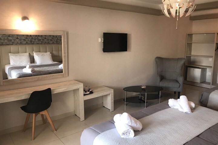 Room 28 of 101