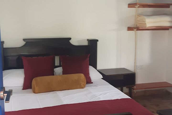 Room 7 of 26