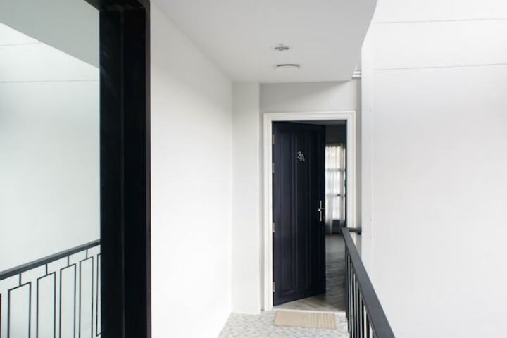 Ballroom/Hall 88 of 102