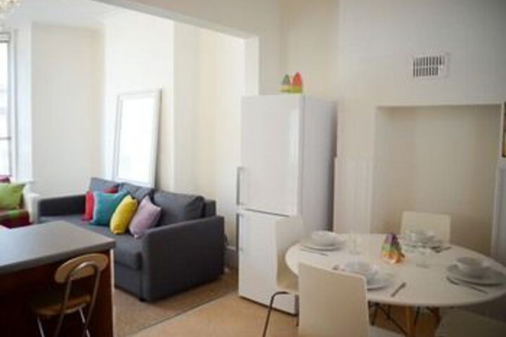 Room 21 of 25