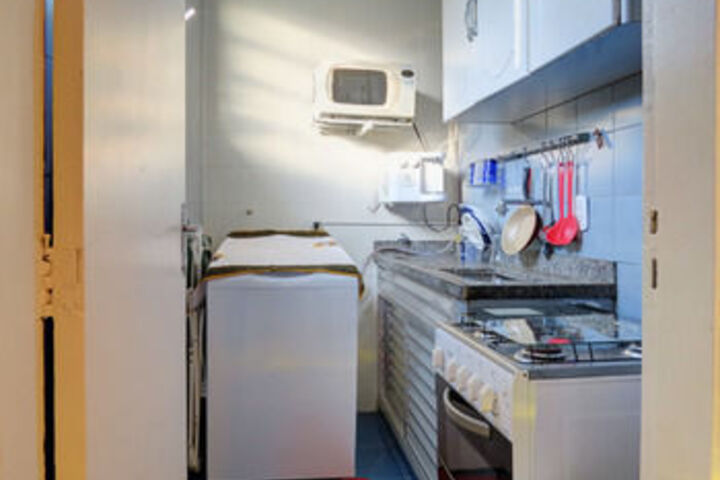 Room 9 of 20