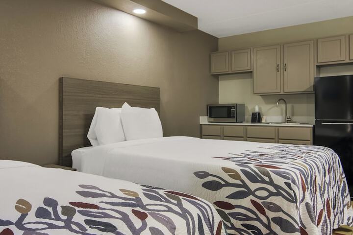 2 Double Beds (5 of 13)