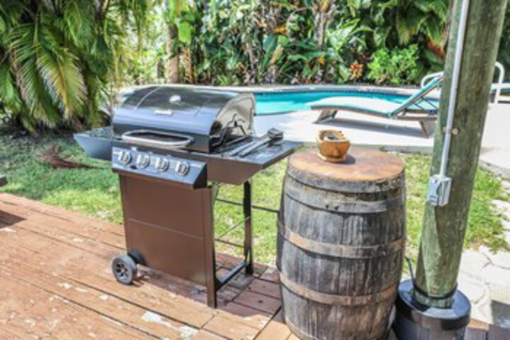 Property Grounds 17 of 21