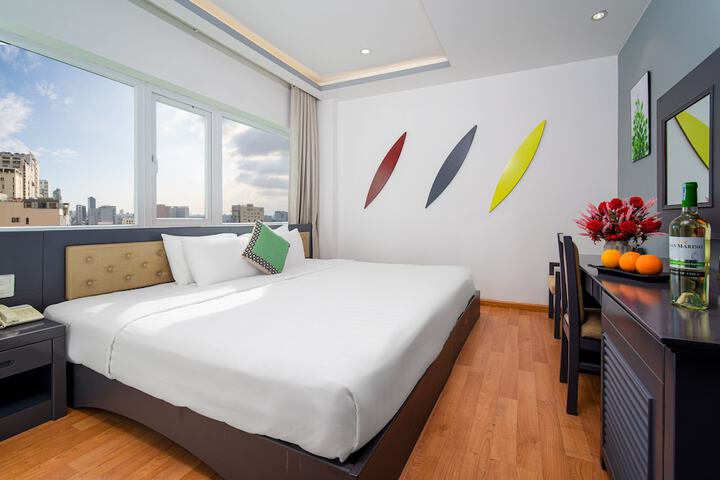 Room 9 of 89