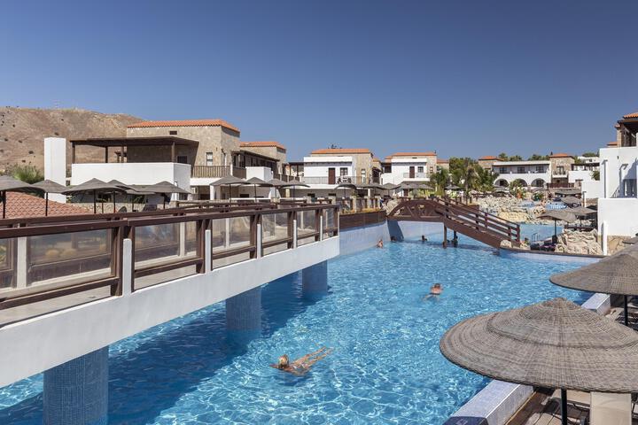 Pool 4 of 13