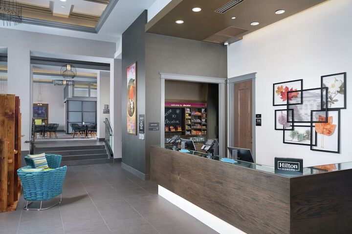 Snack bar