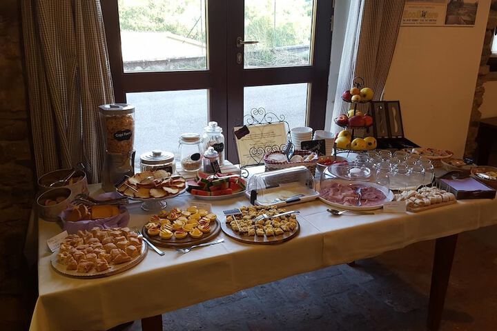 Breakfast/Coffee Service 105 of 161