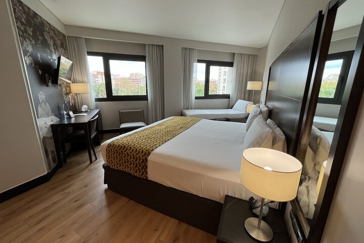 Room 30 of 59