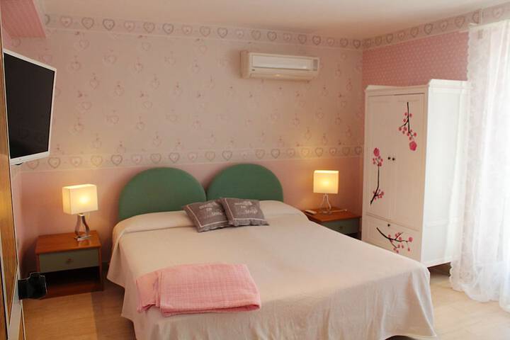 Room 19 of 81