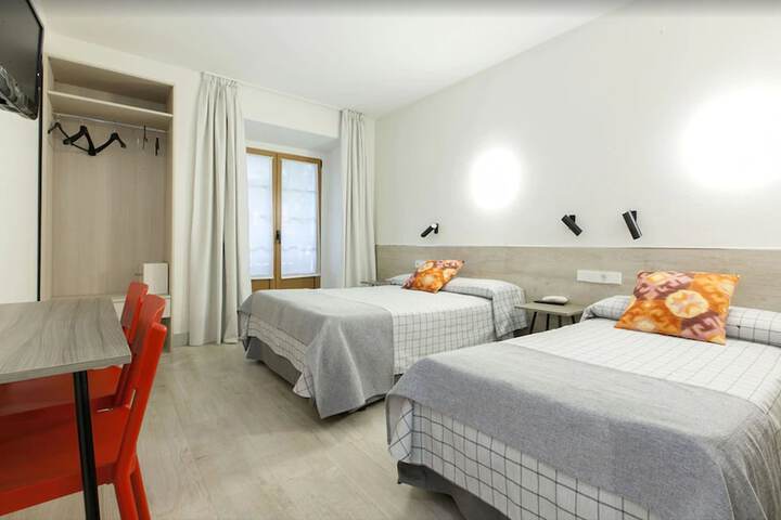 Room 15 of 89