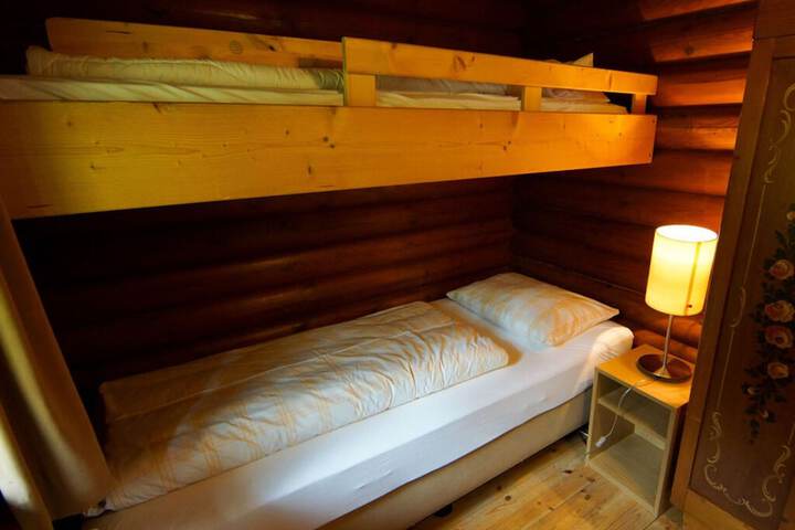 Room 5 of 21