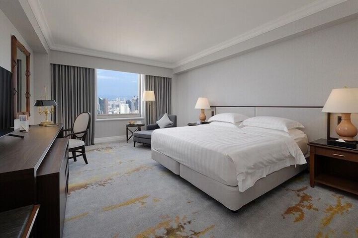 Room 56 of 98