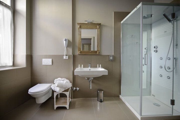 Clean Restrooms