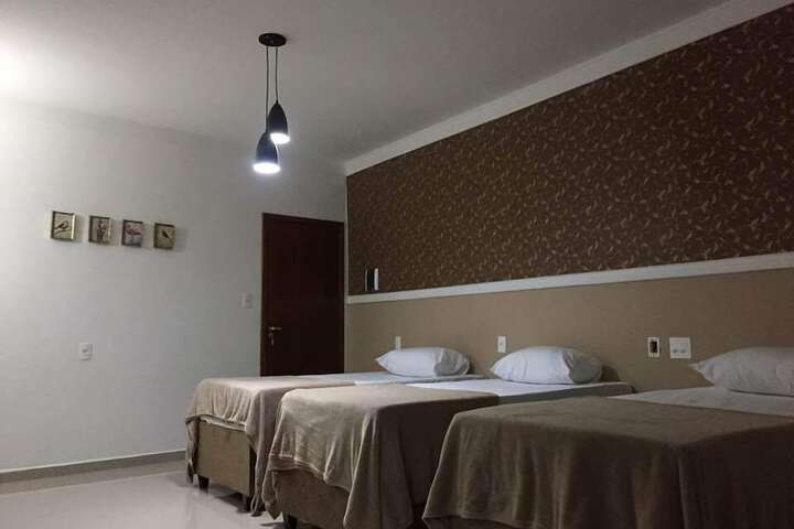 Room 2 of 7