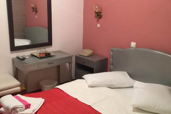 Room 14 of 56