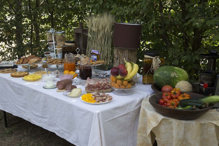 Dining 20 of 27