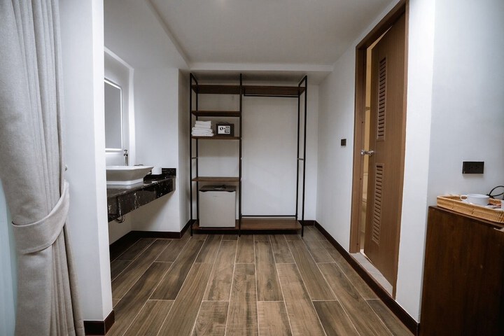 Room 20 of 52