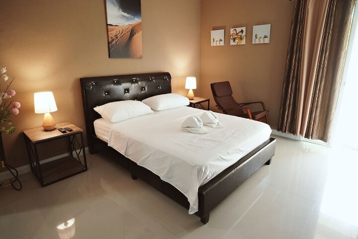Room 12 of 43