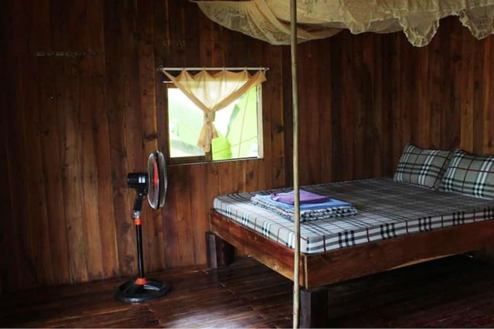 Room 10 of 44