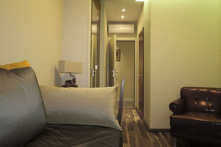 Room 6 of 48