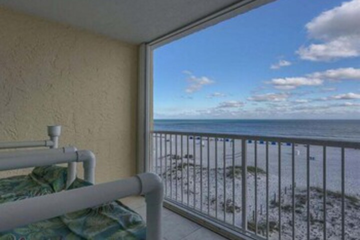 Room 321 of 360