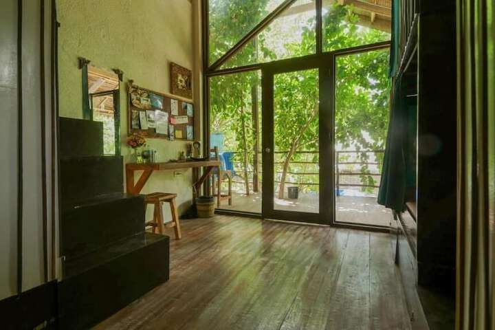 Room 4 of 50