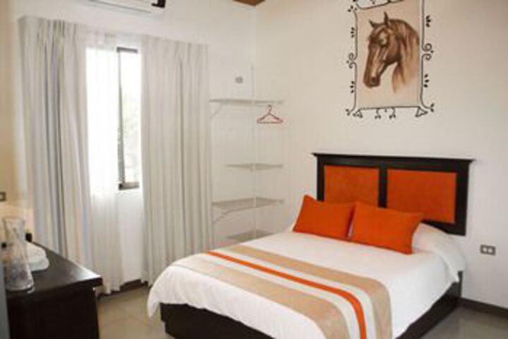 Room 25 of 53