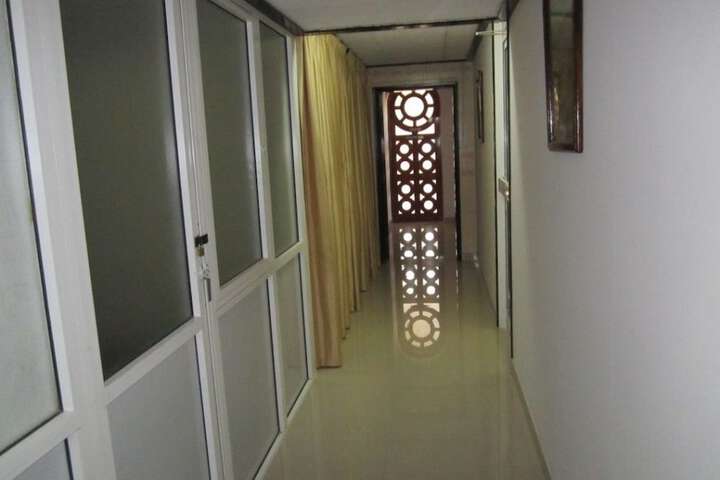 Ballroom/Hall 26 of 28