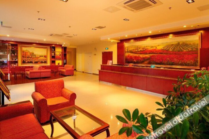 Huaju Hotel