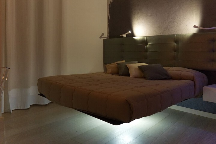 Room 3 of 42