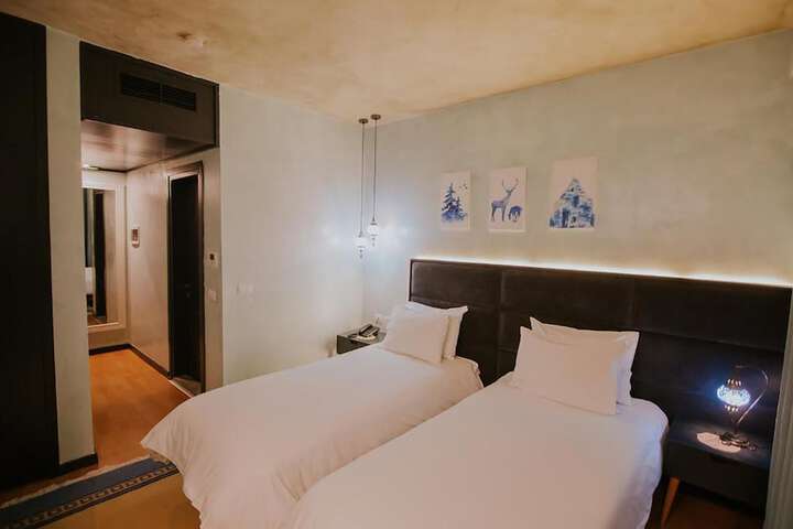 Room 39 of 59