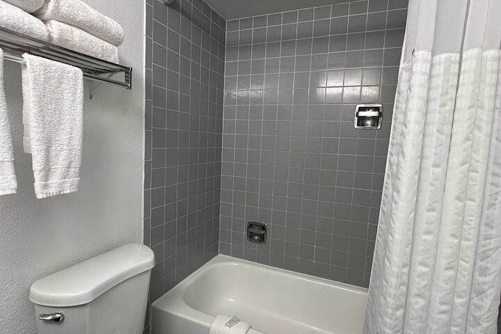 Room 10 of 10