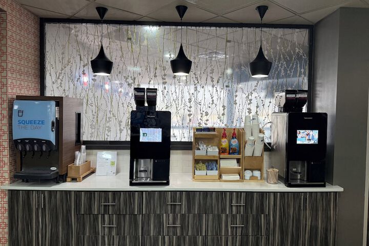 Breakfast/Coffee Service 34 of 42