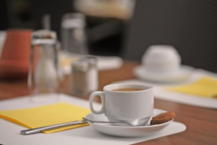 Breakfast/Coffee Service 36 of 49