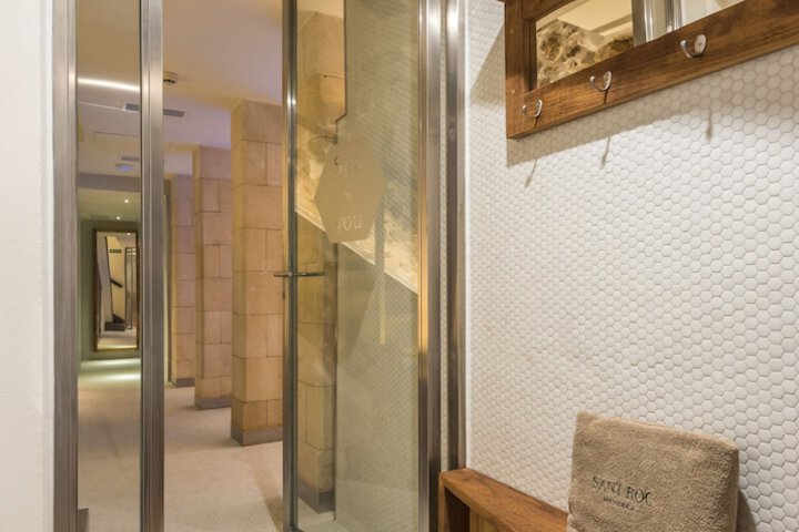 Hotel Interior 69 of 94
