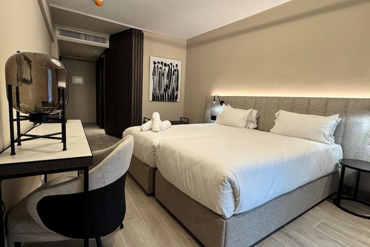 Room 7 of 71