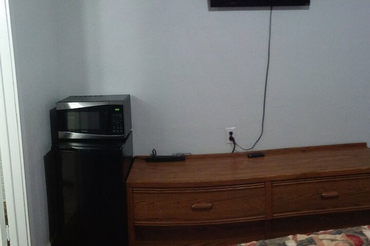 Room 7 of 10
