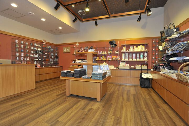 Gift Shop 26 of 54