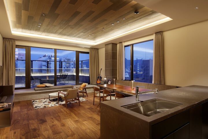 Room 25 of 41