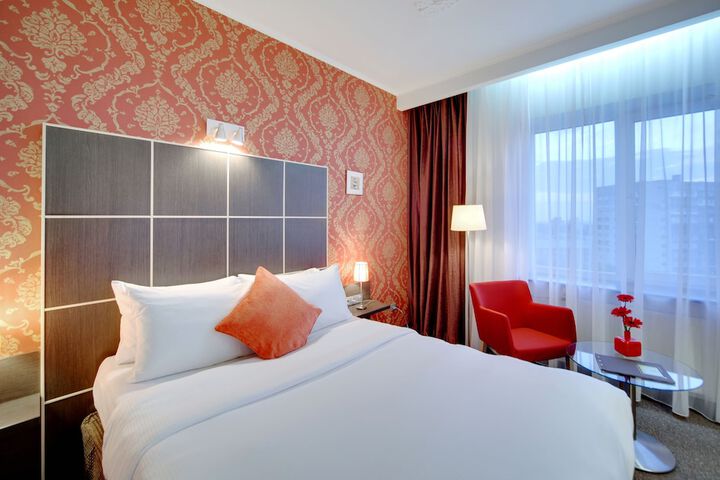 Room 2 of 56