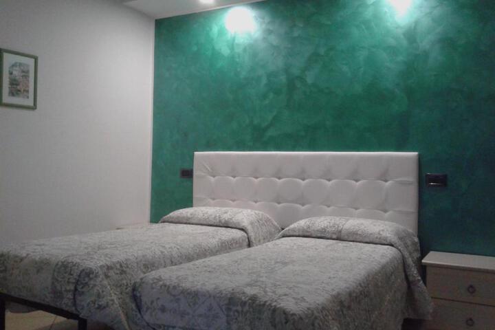Photo 28