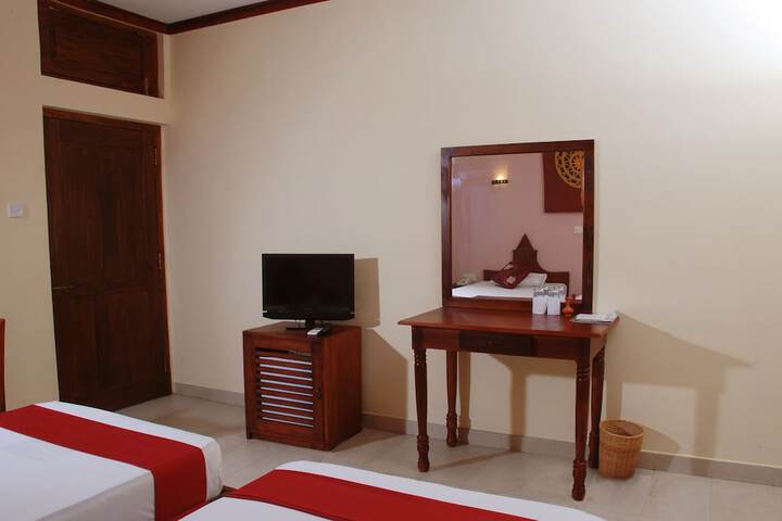 Room 15 of 38