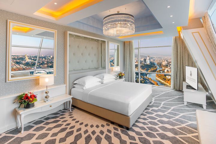 Room 45 of 156