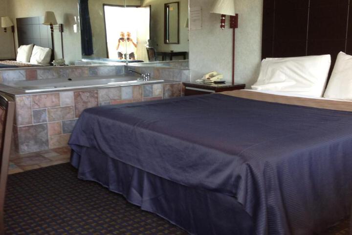 Standard | King Bed (8 of 13)
