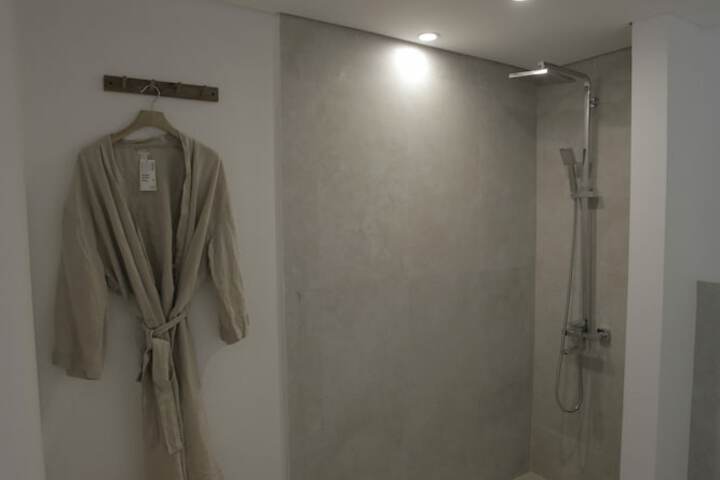 Room 19 of 30