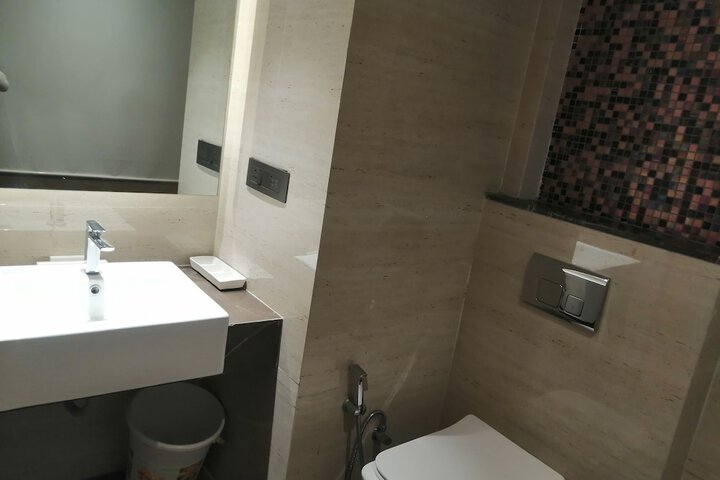 Room 116 of 181