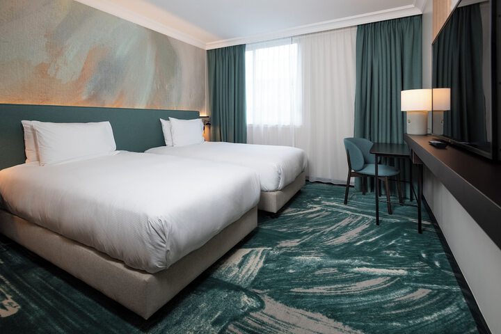 Room 20 of 80
