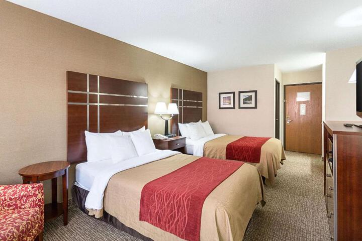 Double Bed Accessible (1 of 12)