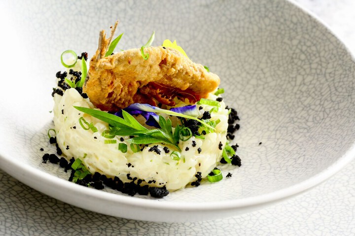 Dining 87 of 175